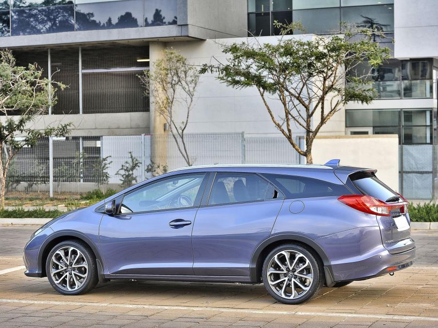  Honda Civic Tourer 2014 года  (ZA) (фото 27 из 30)